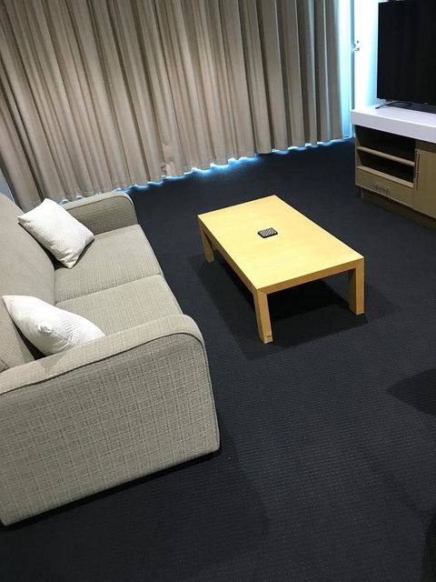 Wallaroo Marina Stayz - Renee 7