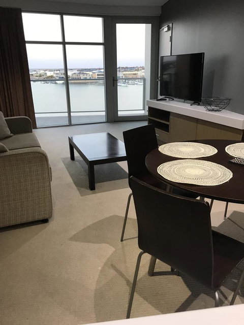 Wallaroo Marina Stayz - Renee 12