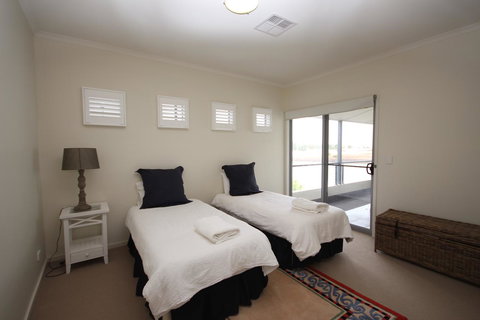 Wallaroo Marina Apartments - Renee 42