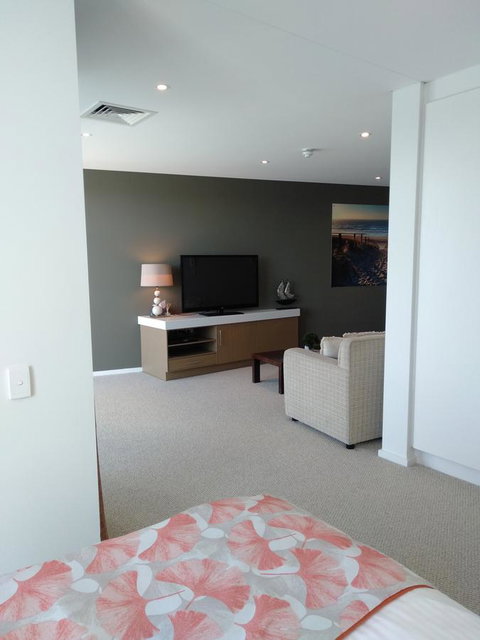 Wallaroo Marina Executive Apartments - Renee 3
