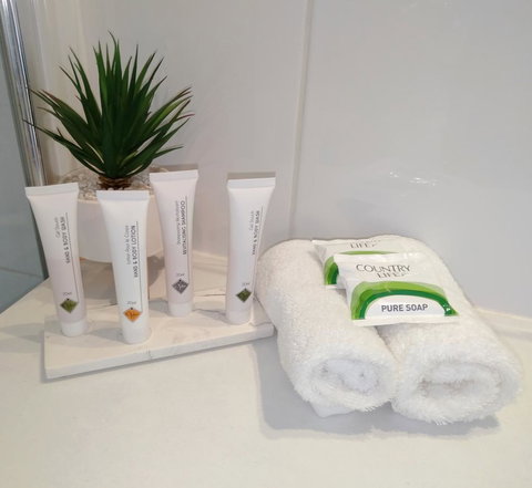 Wallaroo Marina Executive Apartments - Renee 8