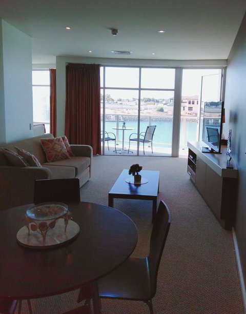 Wallaroo Marina Executive Apartments - Renee 5