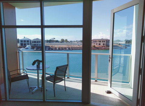 Wallaroo Marina Executive Apartments - Renee 1
