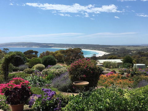 Emu Bay Holiday Homes - Internet Find 19