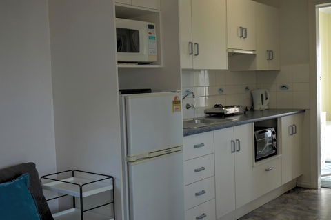 Emu Bay Holiday Homes - Internet Find 28