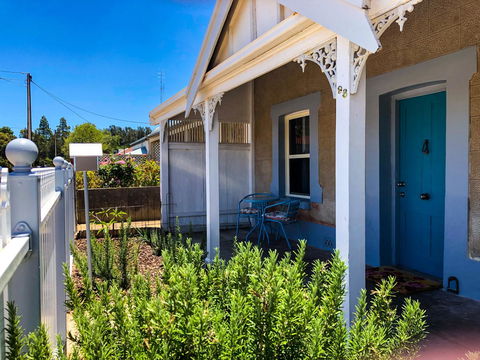 Inglenook Cottage - Petrol Stations 0