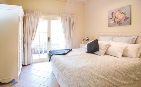 Barossa Vineyard Cottages - Renee 31