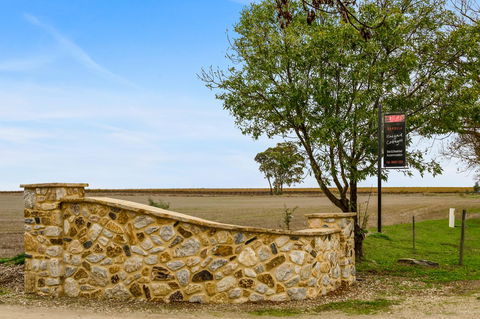 Barossa Vineyard Cottages - Renee 9