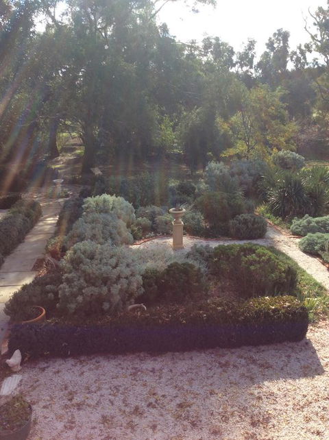 Kit Kat Cottage - Heritage Accommodation Burra - Internet Find 12