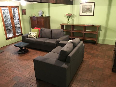 Kit Kat Cottage - Heritage Accommodation Burra - Internet Find 21