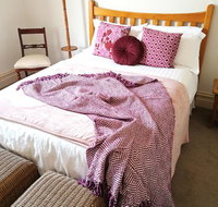 Hilda Anna's - Renee