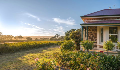 Barossa Shiraz Estate - Petrol Stations 6