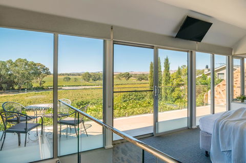 Barossa Shiraz Estate - Petrol Stations 26