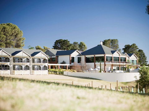 Novotel Barossa Valley Resort - Petrol Stations 38