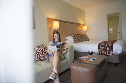 Novotel Barossa Valley Resort - Petrol Stations 33