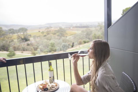 Novotel Barossa Valley Resort - Petrol Stations 26