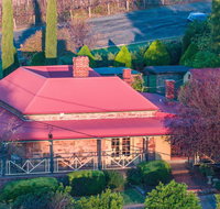 Vineyard Cottage BnB - Petrol Stations