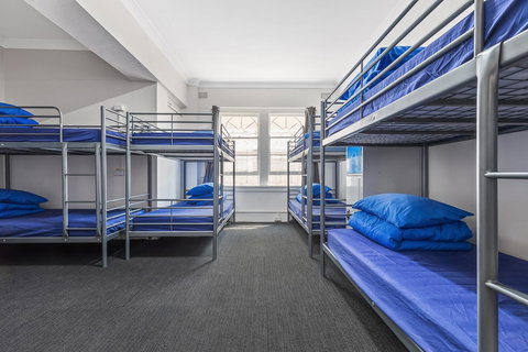 Ady's Place Backpackers, Sydney - Internet Find 8