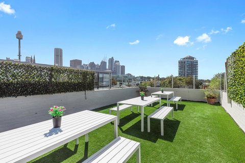 Ady's Place Backpackers, Sydney - Internet Find 0