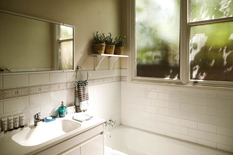 Morpeth Cottage - Renee 29