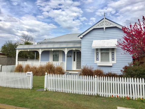 Morpeth Cottage - Renee 40