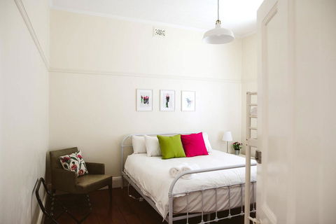 Morpeth Cottage - Renee 12