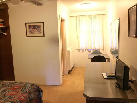 Cooma Motor Lodge Motel - Internet Find 23