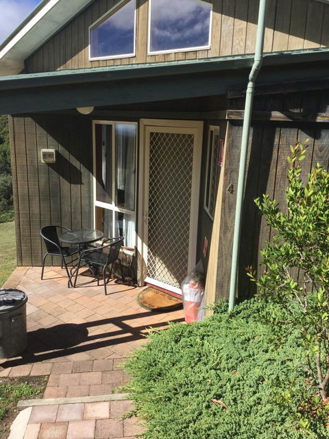 Jenolan Cabins - Renee 14