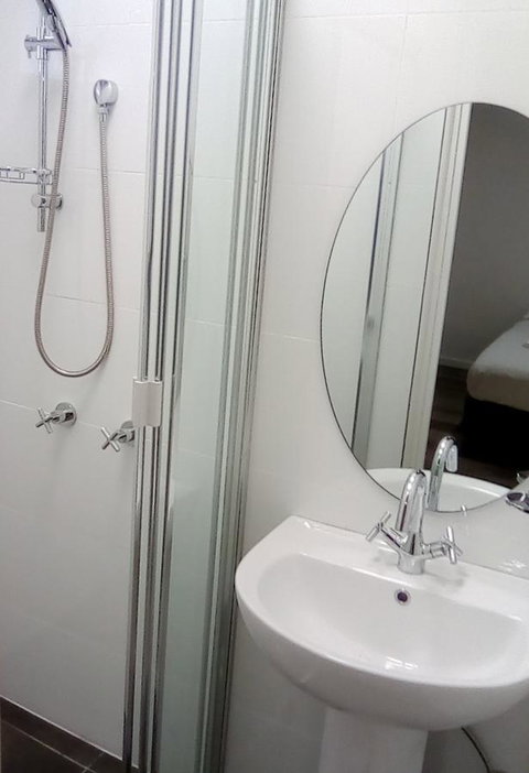 Appin Village Motel - Swimm 14