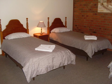 Federation Motor Inn - Corowa - Internet Find 44