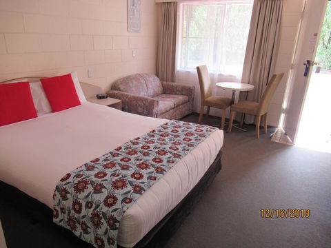 Moruya Motel - Renee 15