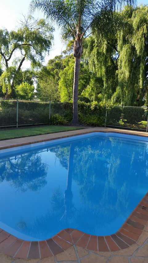 Moruya Motel - Renee 29