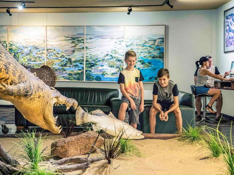 Mercure Kakadu Crocodile - Petrol Stations 41