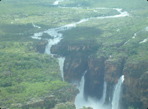 Mercure Kakadu Crocodile - Petrol Stations 33