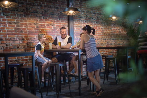 Mercure Kakadu Crocodile - Petrol Stations 25