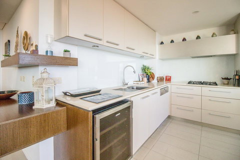 ZEN BY THE WATER - Esplanade Darwin Retreat - Renee 23