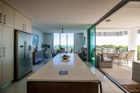 ZEN BY THE WATER - Esplanade Darwin Retreat - Renee 22