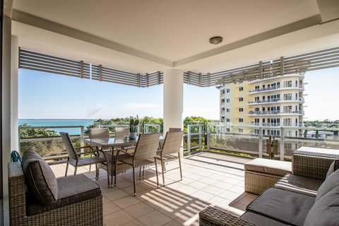 ZEN BY THE WATER - Esplanade Darwin Retreat - Renee 3