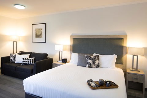 H On Smith Hotel - Renee 12
