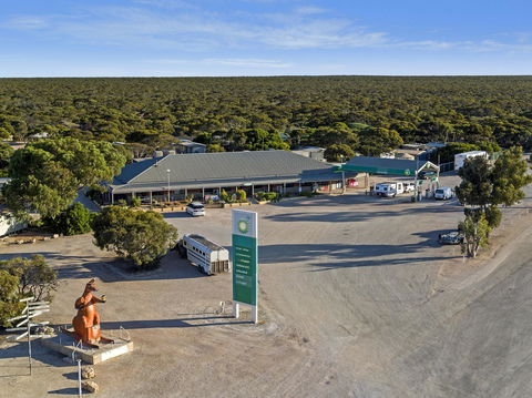 Border Village Roadhouse - Petrol Stations 22