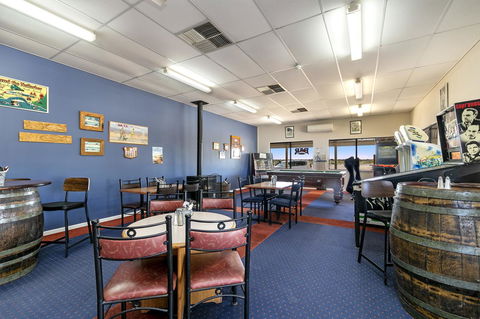 Border Village Roadhouse - Petrol Stations 29