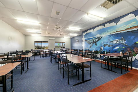 Border Village Roadhouse - Petrol Stations 7