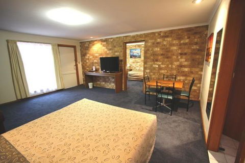 Clare Central - Internet Find 13