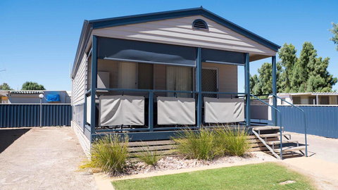 Wallaroo Holiday Park - Renee 16