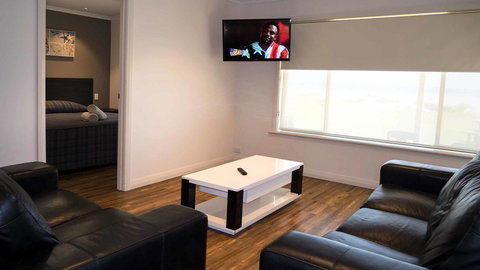 Wallaroo Holiday Park - Renee 31