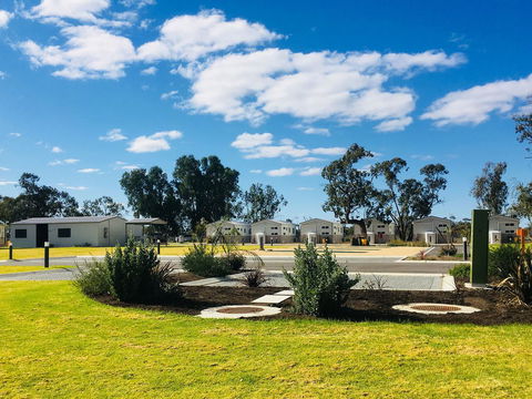 Waikerie Holiday Park - Petrol Stations 4