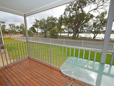 Waikerie Holiday Park - Petrol Stations 12