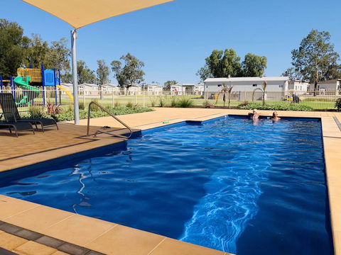 Waikerie Holiday Park - Petrol Stations 6