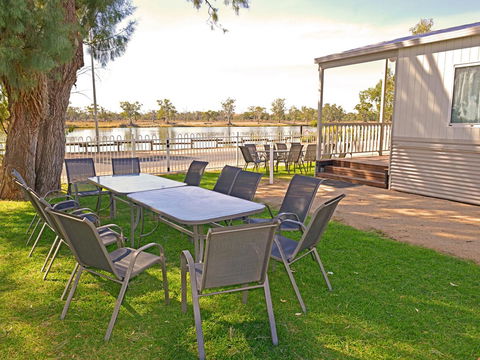 Waikerie Holiday Park - Petrol Stations 28