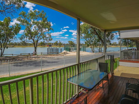 Waikerie Holiday Park - Petrol Stations 2